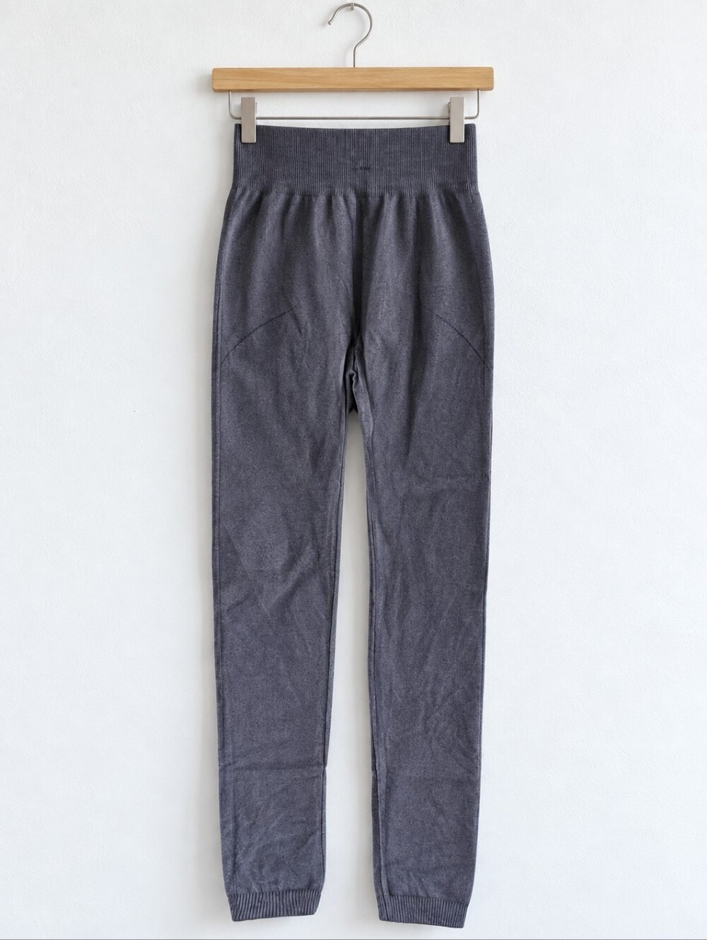 •Gray Leggings